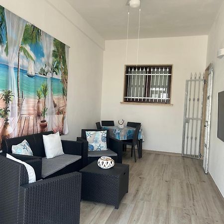 Casa Vacanze Nina Торе Ово Екстериор снимка