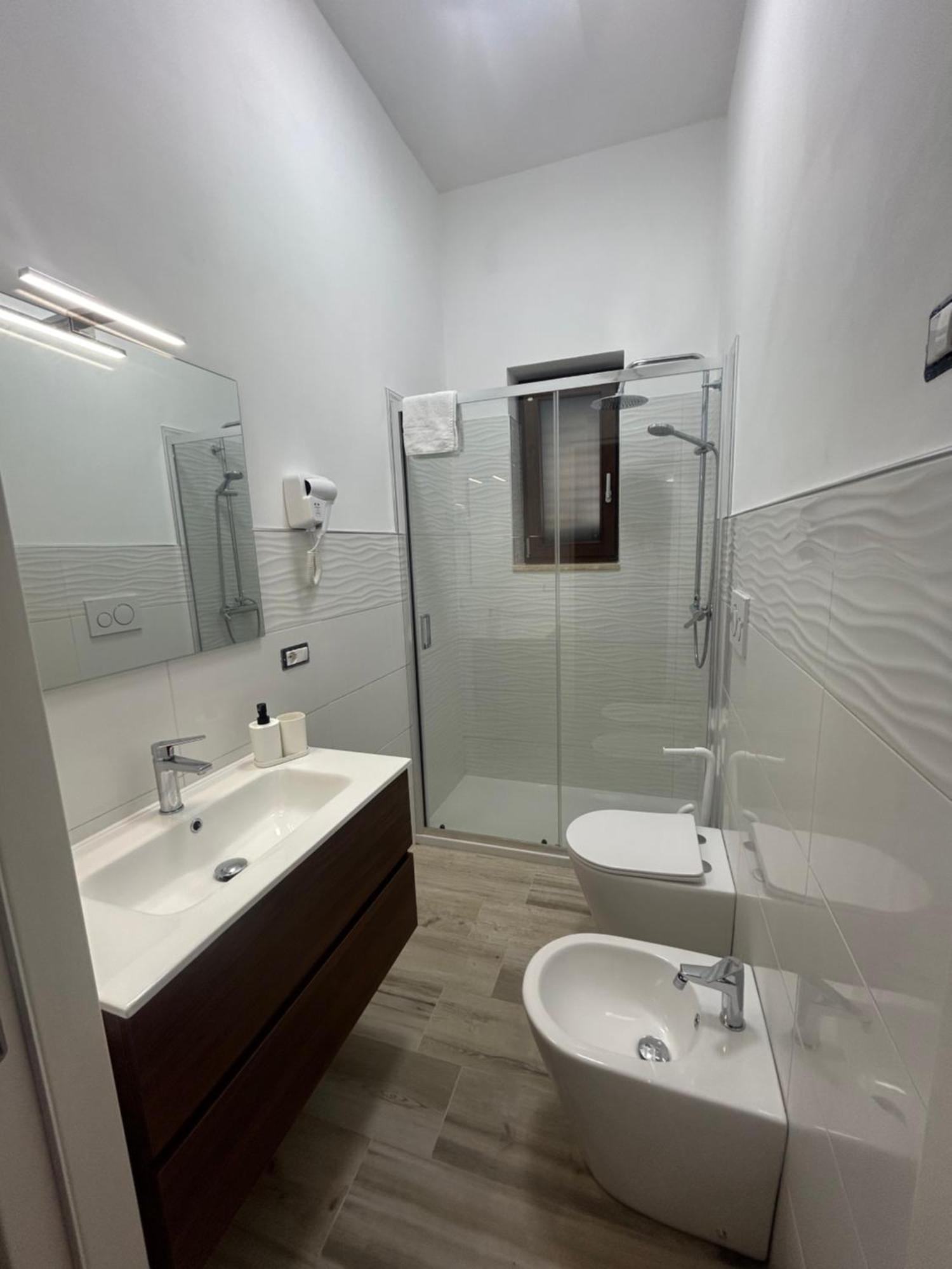 Casa Vacanze Nina Торе Ово Екстериор снимка